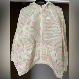 Nike Oversized Women’s Jacket